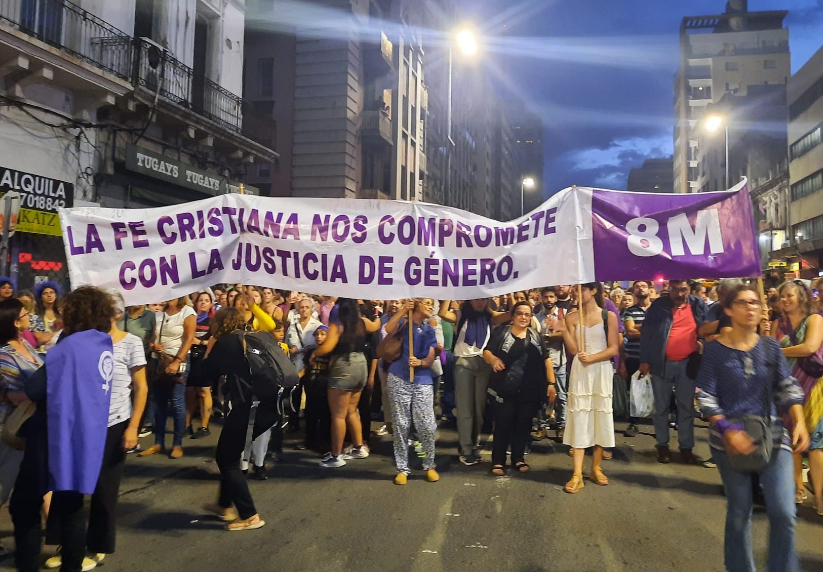 Mujeres cristianas en el #8M